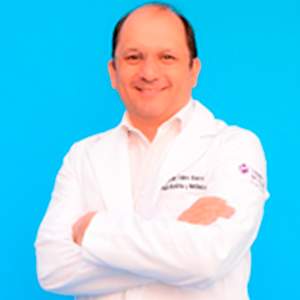 Dr. Arturo Valdés Álvarez